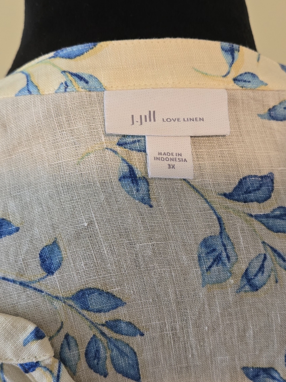 Light Yellow Floral Pintuck Peasant Blouse - Women - Picture 5 of 5